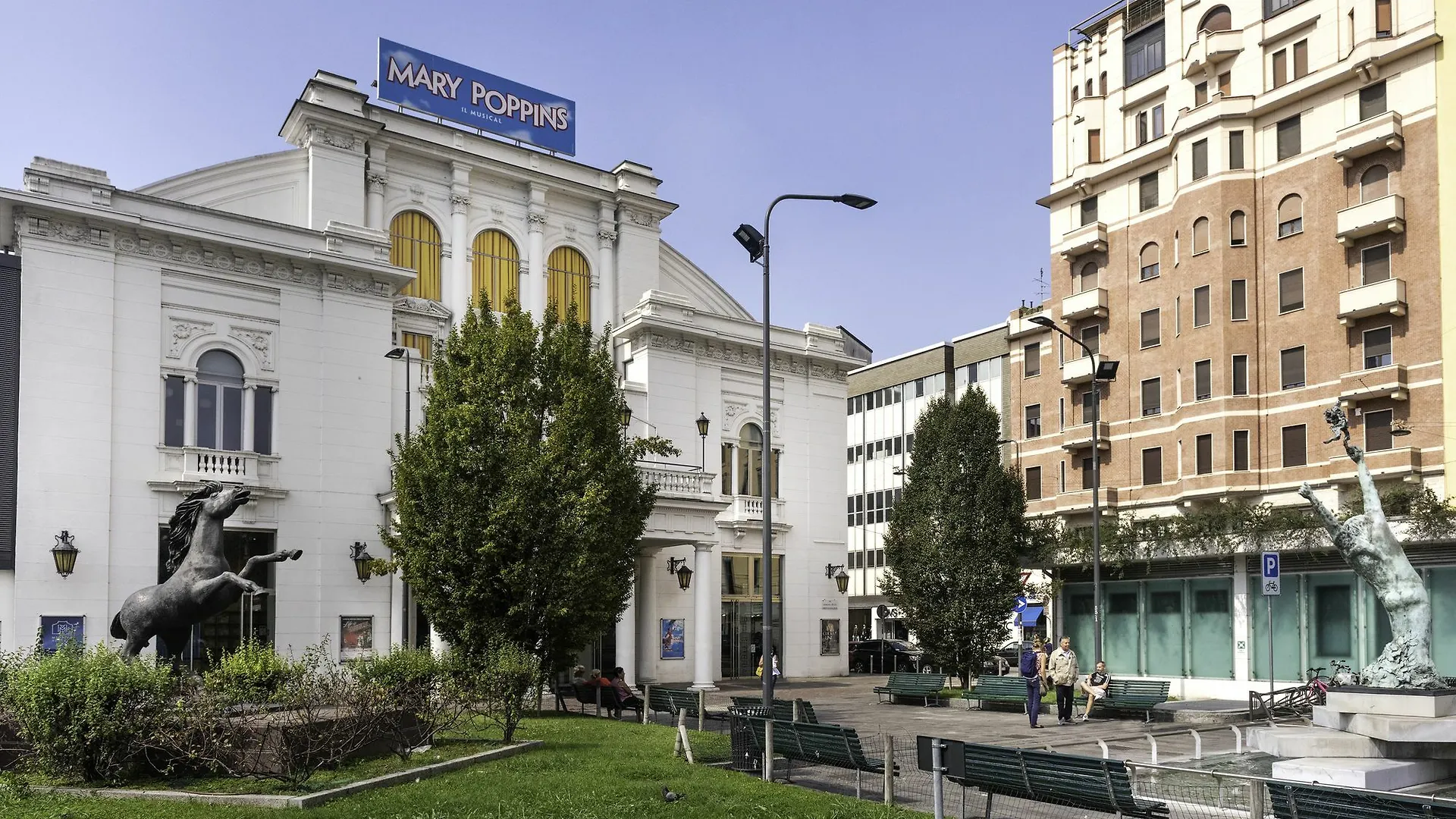Porta Genova - Rentclass Fedora Milano